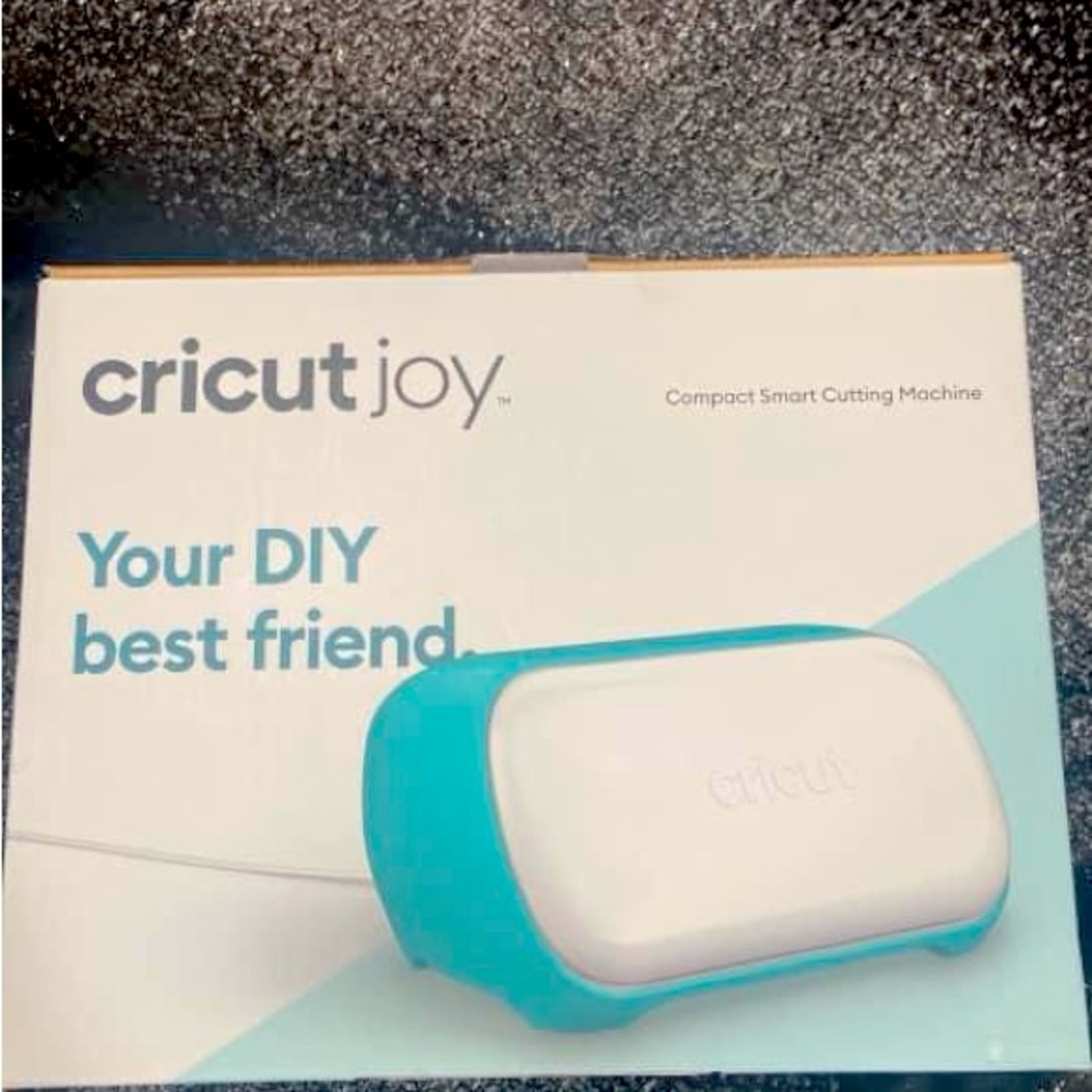 Reviews Cricut Joy™ + Essentials Bundle